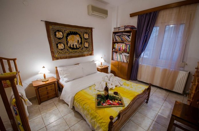 Tzaneria Apartments Skiathos
