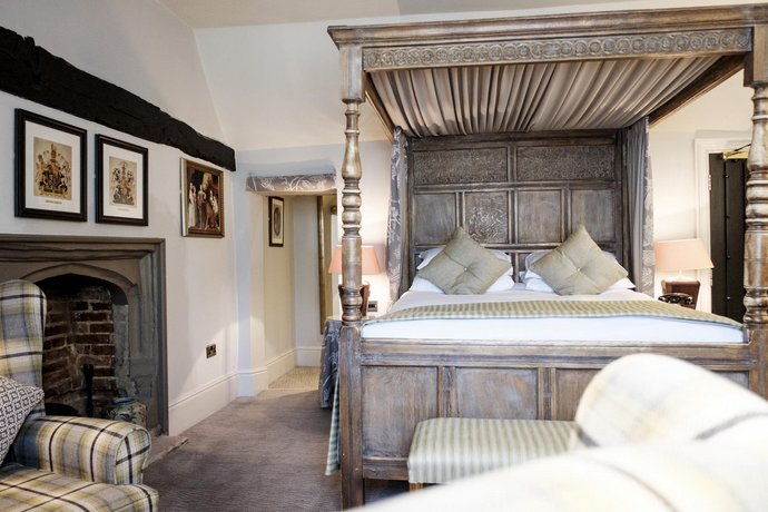 The Red Lion Hotel London