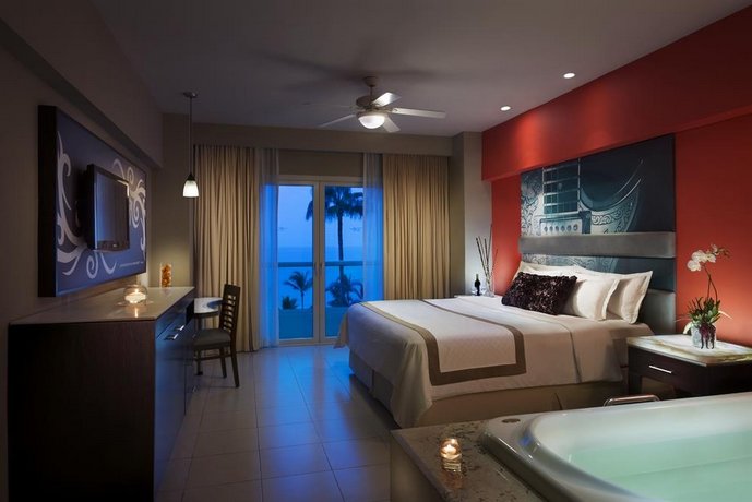 Hard Rock Hotel Vallarta All Inclusive