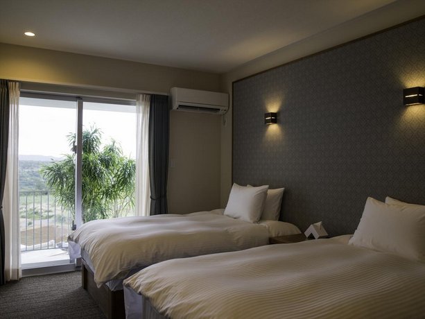 Condominium T-Room