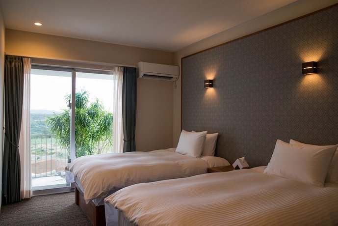 Condominium T-Room