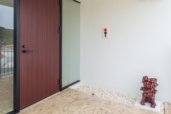Condominium T-Room