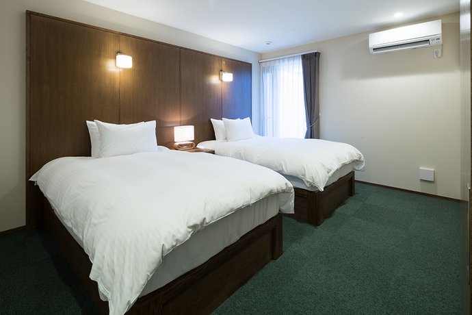 Condominium T-Room