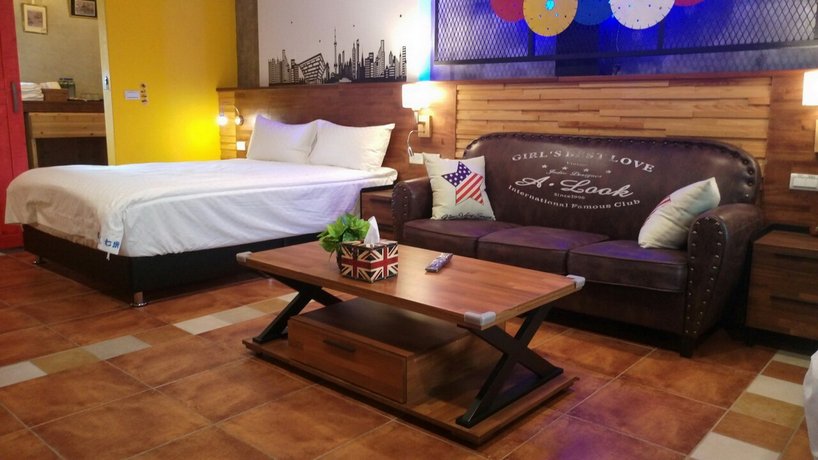 7M2 Hostel