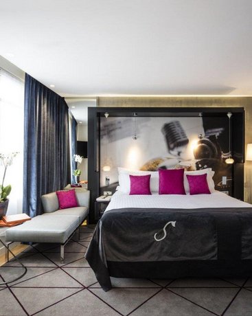 Hotel De Sers Champs Elysees Paris