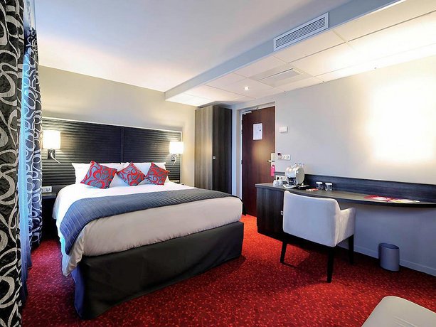 Mercure Paris Tour Eiffel Pont Mirabeau