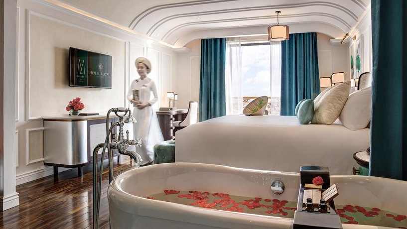 Hotel Royal Hoi An - MGallery 꽝지에우 회관 Vietnam thumbnail