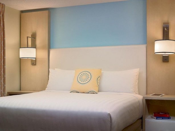 Sonesta ES Suites Somerset