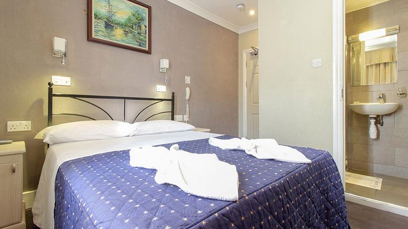 Central Hotel London
