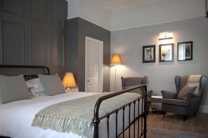 The Warrington Hotel