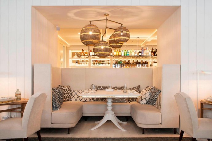 AC Hotel Victoria Suites A Marriott Luxury & Lifestyle Hotel