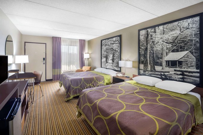 Super 8 by Wyndham Knoxville North Powell