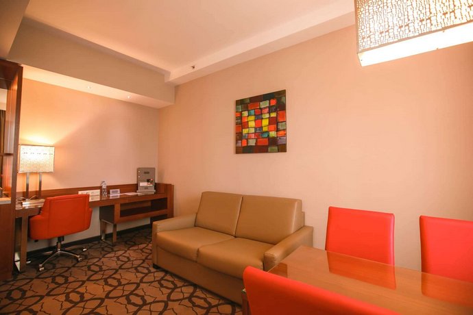 Ramada Plaza by Wyndham