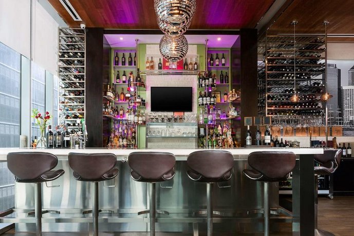 Bar_Restaurant
