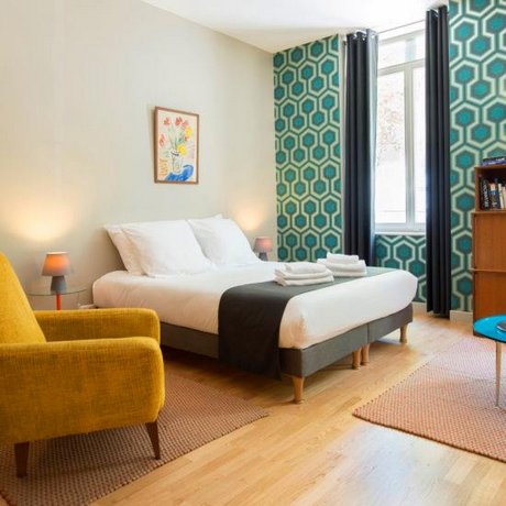 Suites & Hotel Helzear Champs-Elysees