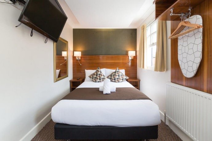 Chester Hotel London