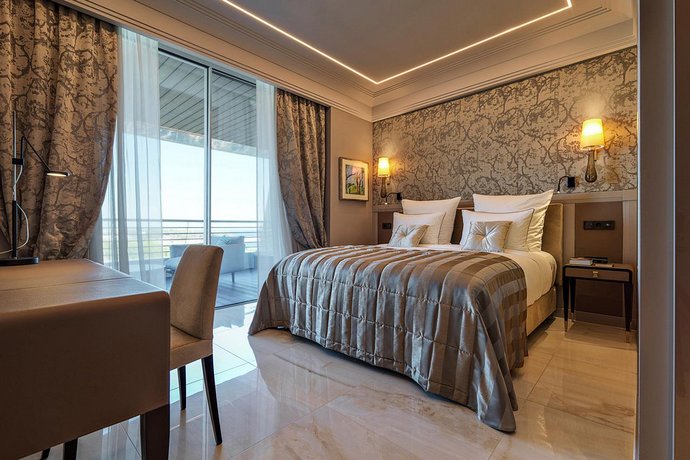 Alabriga Hotel & HomeSuites GL