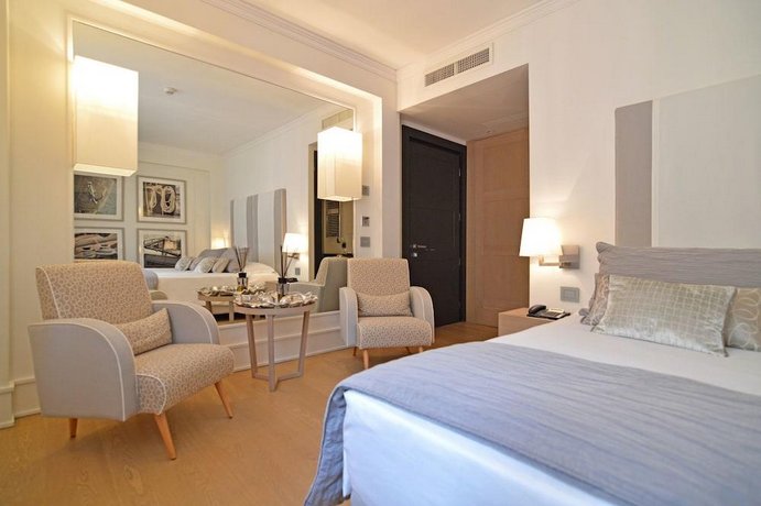 Eight Hotel Paraggi