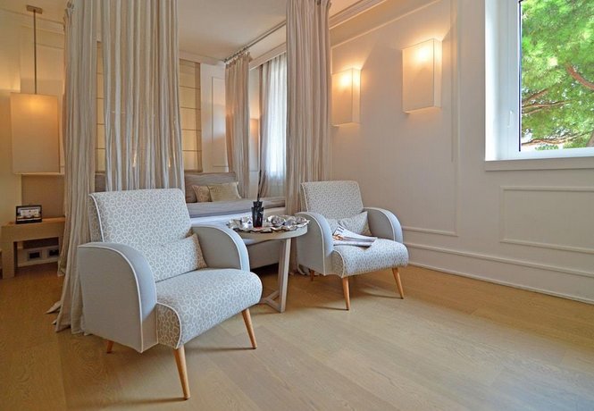 Eight Hotel Paraggi