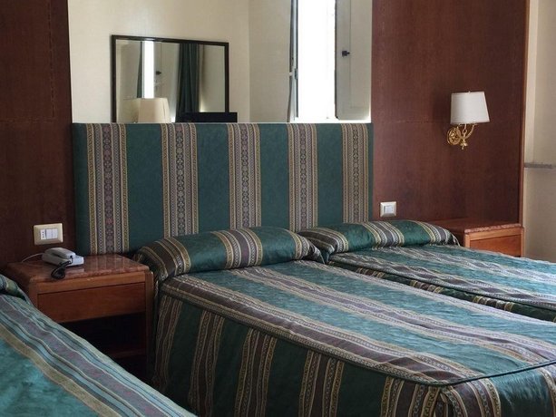 Raeli Hotel Noto