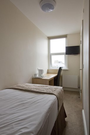 Queens Hotel