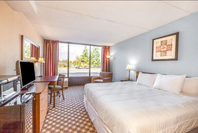 Days Inn by Wyndham Syracuse