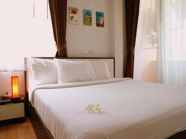 Athome Hotel Two @ Nanai 8