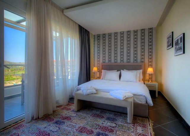 Sunny Villas Exclusive