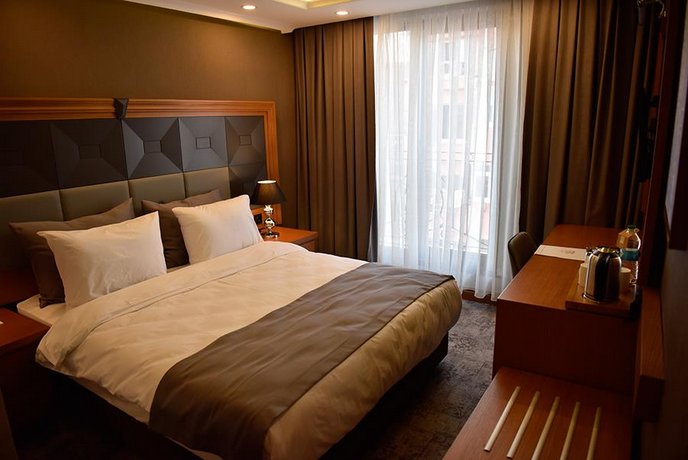 Four Seven Hotel