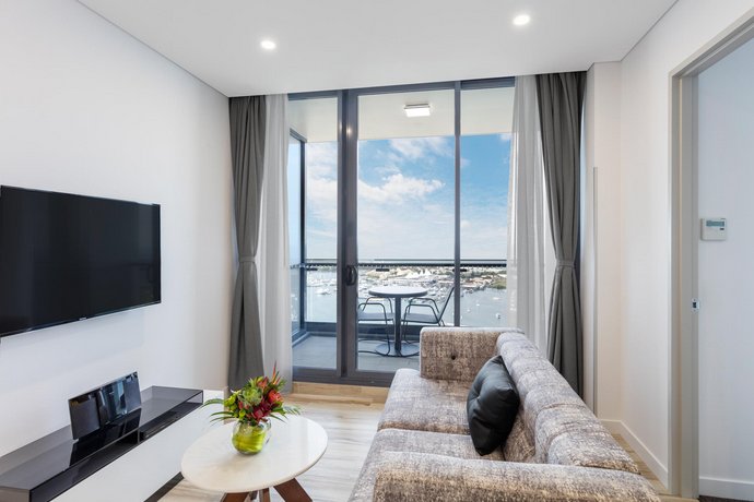 Meriton Suites Southport