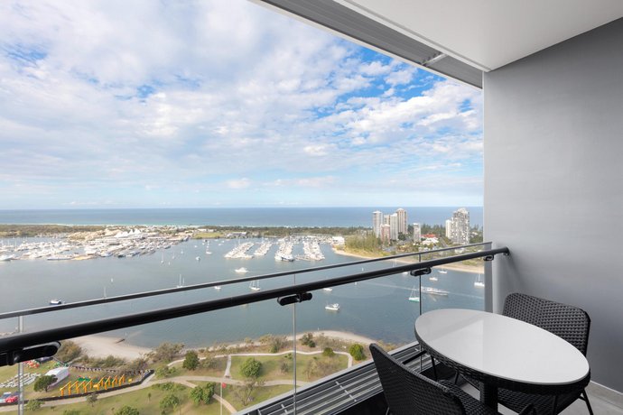 Meriton Suites Southport