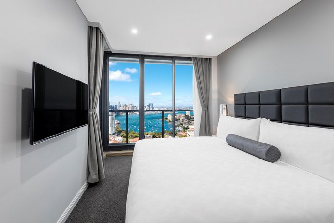 Meriton Suites North Sydney