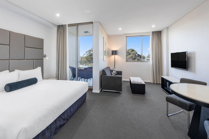 Meriton Suites North Ryde