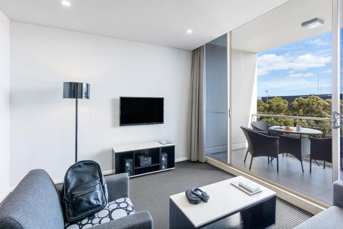 Meriton Suites North Ryde