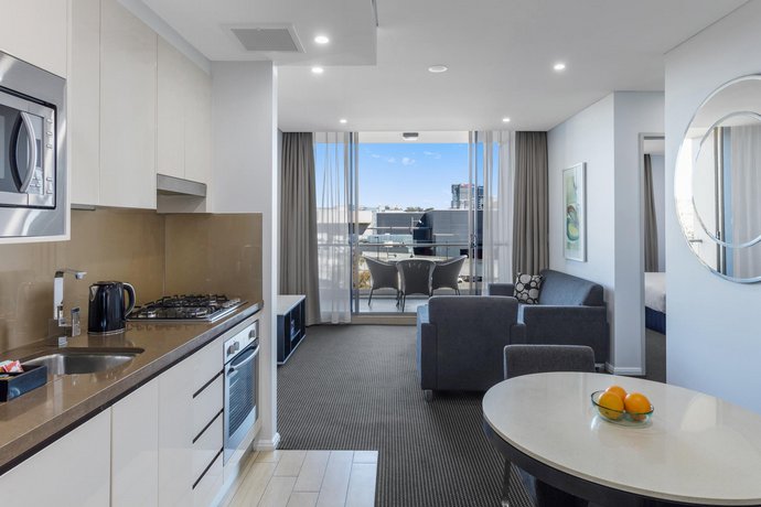 Meriton Suites North Ryde