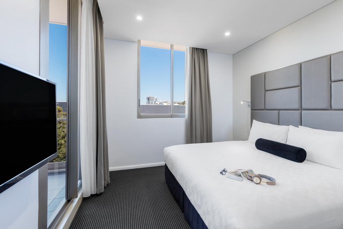 Meriton Suites North Ryde