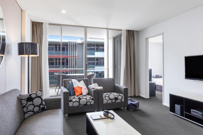 Meriton Suites North Ryde