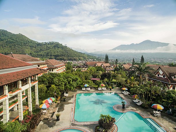 Royal Orchids Garden Hotel & Condominium