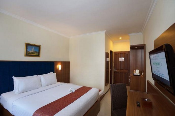 Royal Orchids Garden Hotel & Condominium