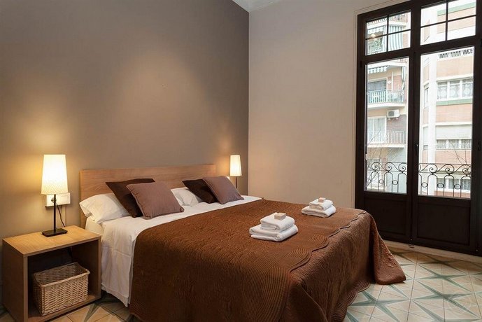 Eixample Area Casa Dover Apartments