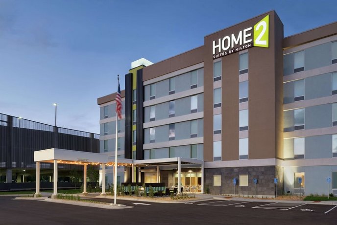 Home2 Suites by Hilton Roseville Minneapolis