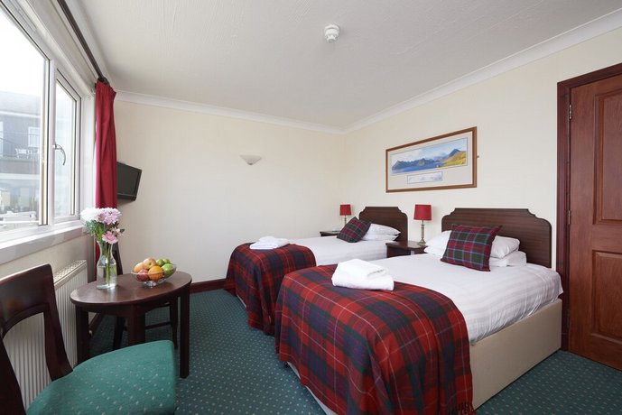 Loch Ness Clansman Hotel
