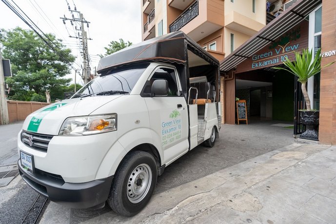 Greenview Ekkamai 10 Suite