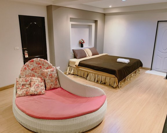 Inspire House Hotel
