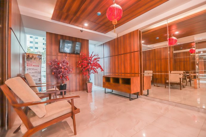 OYO Flagship 210 Amethyst Kemayoran