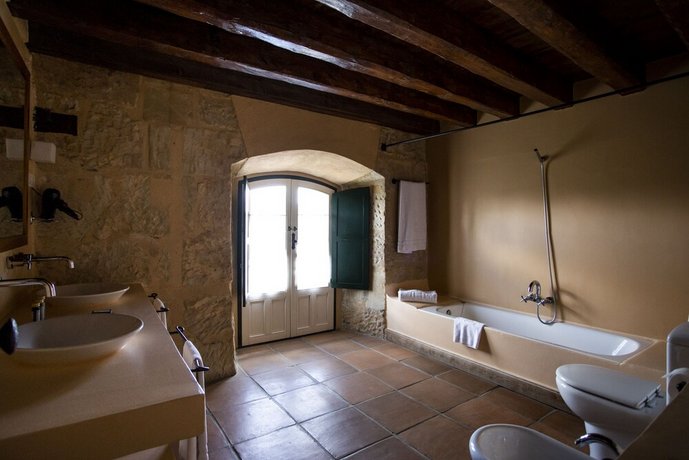 Hacienda Zorita Wine Hotel & Spa