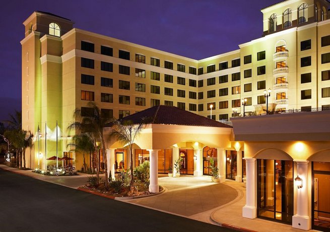 DoubleTree Suites By Hilton Anaheim Resort/Convention Center image 1