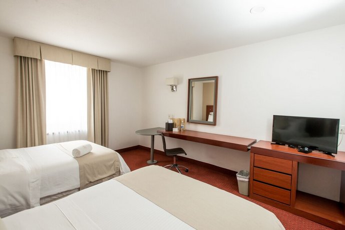 Hotel Cayala Inn