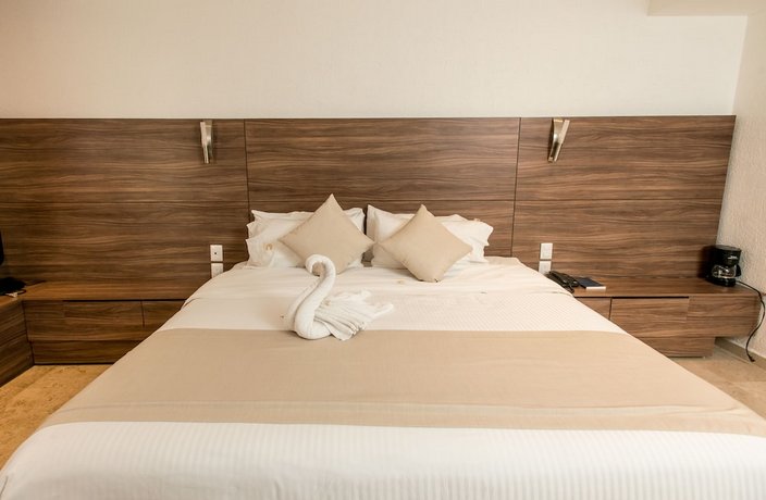 Hotel Cayala Inn