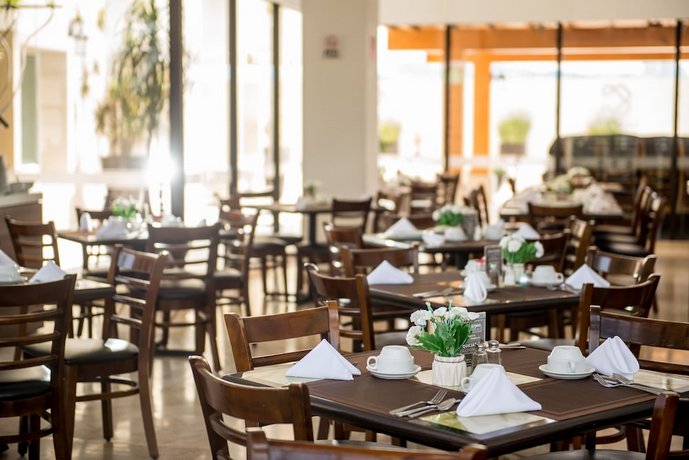 Hotel Cayala Inn